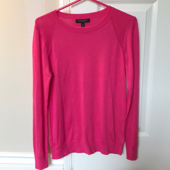 Banana Republic Sweaters - Banana Republic Silk Cotton Crew-Neck Sweater